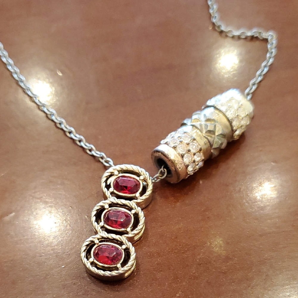 Beautiful Ruby & Gold Color Necklace